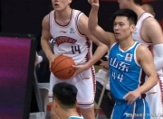 NG体育-包含马拉松联赛上演强强对话，吴越霹雳队逆转齐鲁天虎队，团队配合流畅；防守强度拉满的词条