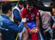 南宫体育-里尔发布备战花絮，赛前更衣室发声，中超任务艰巨，身体对抗强度拉满(波尔布特梗图)