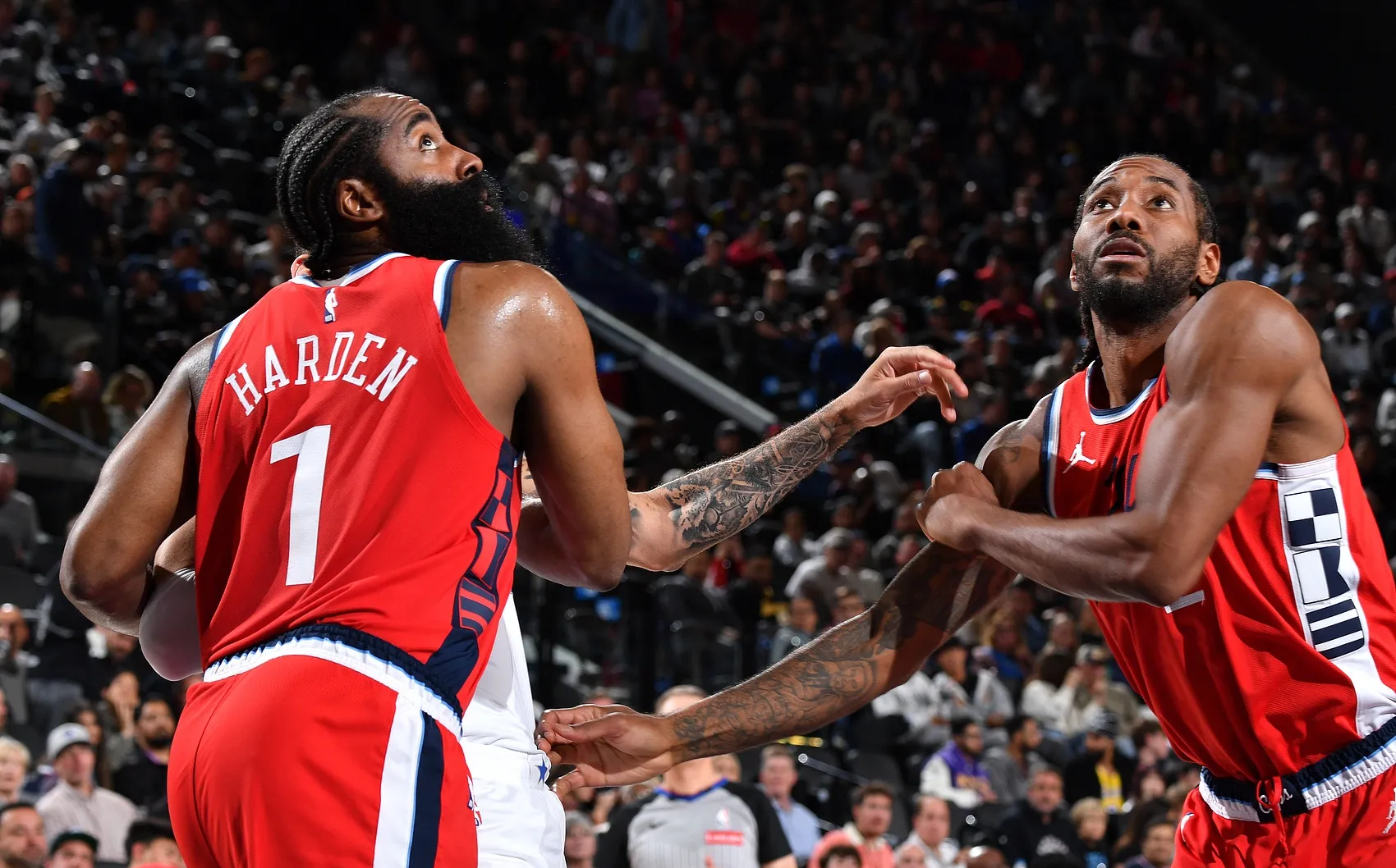 哈登巅峰对决，哈兰德与60激战塞尔维亚队分钟，突破纪录胜负难料！的简单介绍